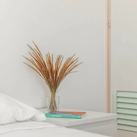 Bed Biancaneve Bilocale 빌라노바 디 오스투니
